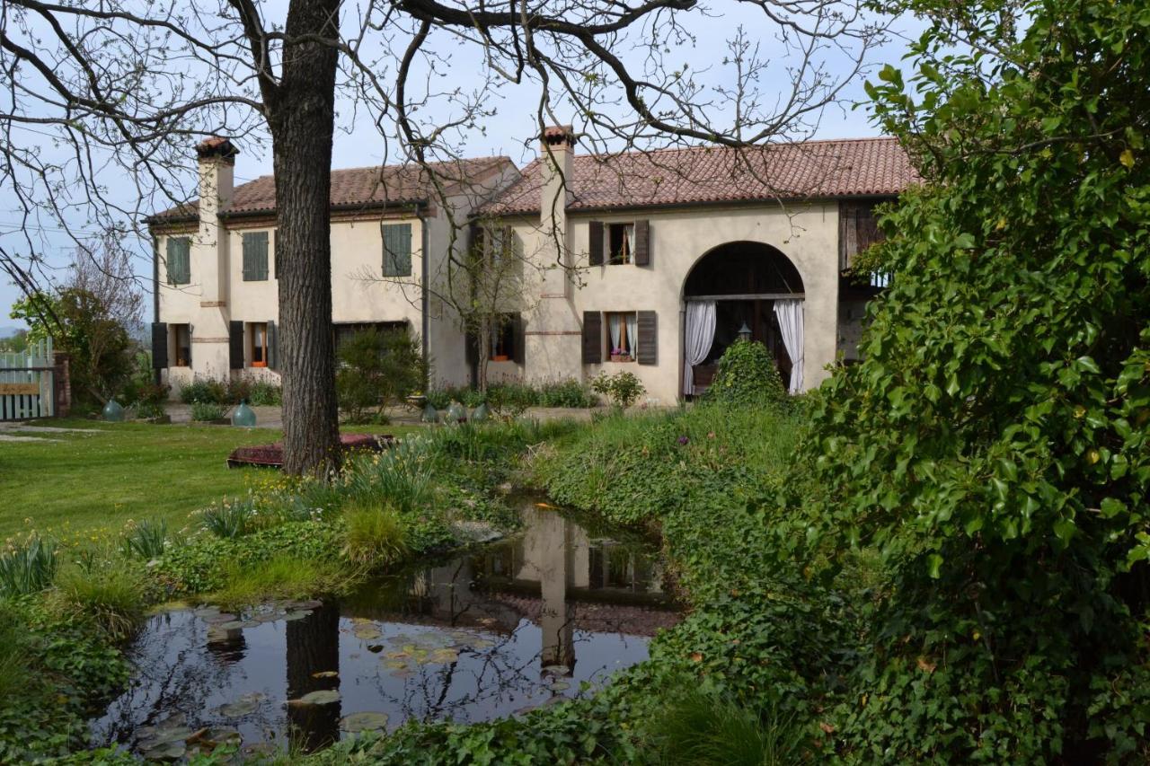 Bed and Breakfast Regina Sconta Villa Estense Exterior foto